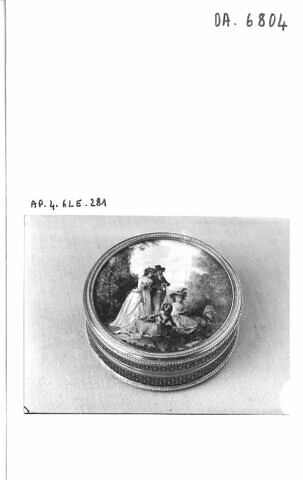 Bonbonnière ronde, image 2/2