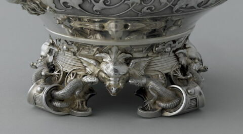 Cafetière aux armes de la famille Mecklembourg, image 2/20