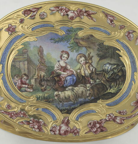 Tabatière ovale à décor de scènes rustiques, image 3/5