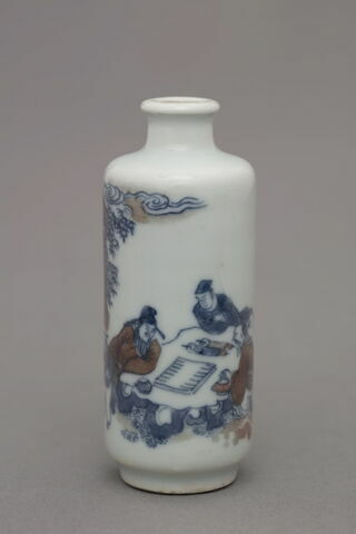 Petit flacon tabatière, de forme cylindrique à bouchon sphérique, image 5/6