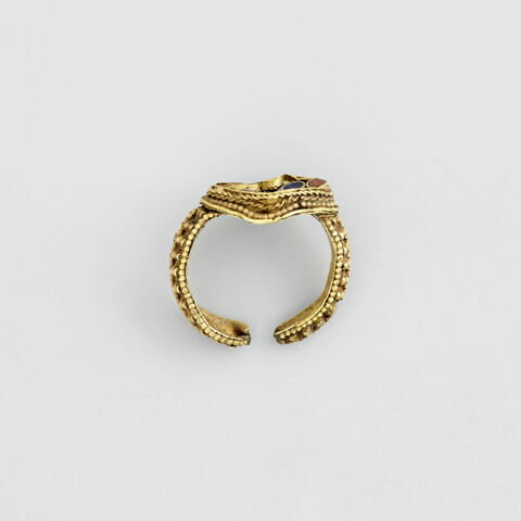 Bague à chaton losangique, image 3/3