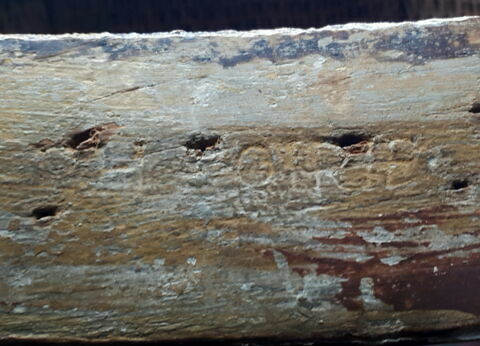 Fauteuil couvert en tapisserie de Beauvais, d'un ensemble de dix (OA 6657 à OA 6666), image 2/5