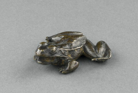 Statuette : petite grenouille