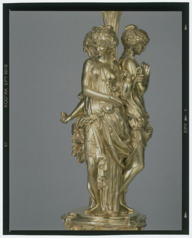 Coupe à fruits, d'une série de quatre (OA 11690 à 11693) - surtout du ministère d'Etat, image 7/9