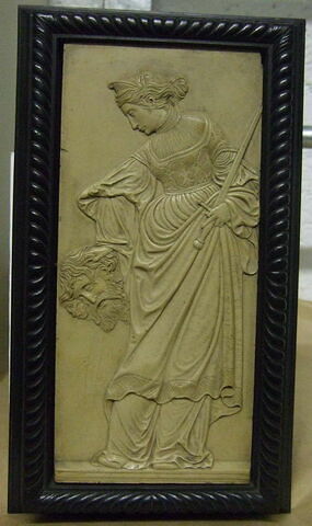 Bas-relief dans un cadre en bois : Judith, image 1/2
