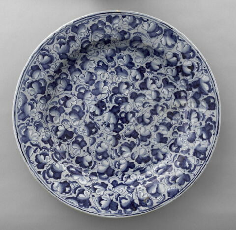 Plat rond : décor de feuillages, image 4/6