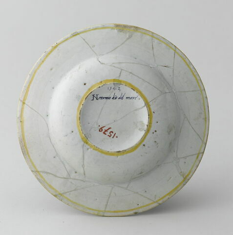 Plat rond : Neptune domptant les flots, image 5/6