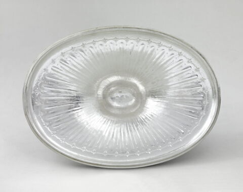 Terrine, sa doublure et son plateau du service du Roi d'Angleterre et de Hanovre George III, d'une paire (OA 12382), image 3/20
