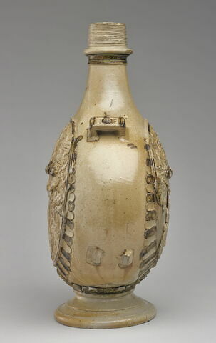 Gourde à quatre passants : Armoiries de la famille Sayn-Bentheim-Wittgenstein, image 3/6