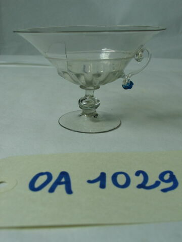 Coupe évasée, image 3/4