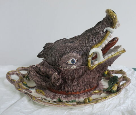 Terrine en forme de tête de sanglier, au naturel