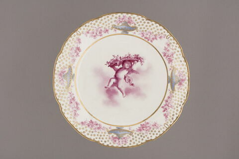 Compotier rond sur pied d'une série de quatre (R 491, 492, 493, 494), image 3/3