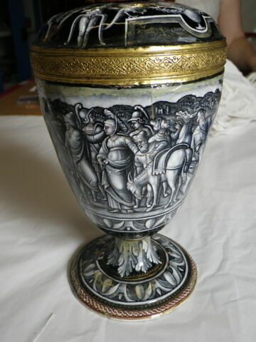 Vase : Abraham et Melchisédech, image 9/17