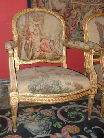 Fauteuil "à la reine", d'une suite de huit (OA 10506 3 à OA 10506 10) et de deux canapés à joues (OA 10506 1 et OA 10506 2)"