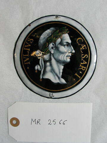 Médaillon : Jules César, image 2/4