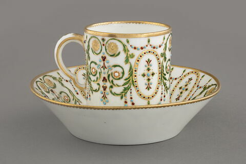Tasse et soucoupe, image 4/10