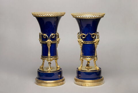 Vase monté, d'une paire (avec OA 5518 2), image 2/6