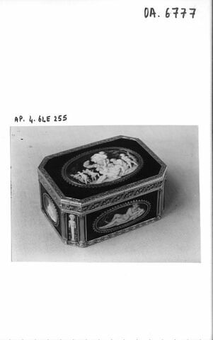 Tabatière octogonale, image 4/4
