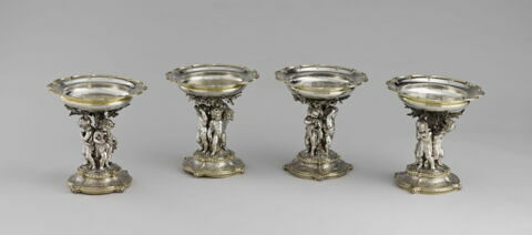 Coupe d'un ensemble de quatre (OA 12519 1 à OA 12519 4) du surtout de table du duc de Luynes (1802-1867), image 14/15