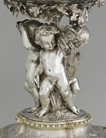 Coupe d'un ensemble de quatre (OA 12519 1 à OA 12519 4) du surtout de table du duc de Luynes (1802-1867), image 2/15