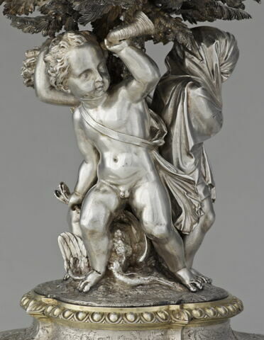 Coupe d'un ensemble de quatre (OA 12519 1 à OA 12519 4) du surtout de table du duc de Luynes (1802-1867), image 8/18