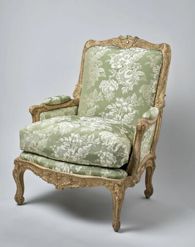 Bergère à la Reine et à chassis, d'une paire
