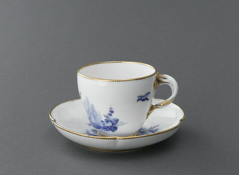 Tasse et soucoupe d'un déjeuner 