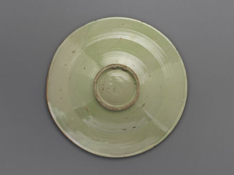 Plat rond : cavalier ; armoiries sur le bouclier, image 2/4