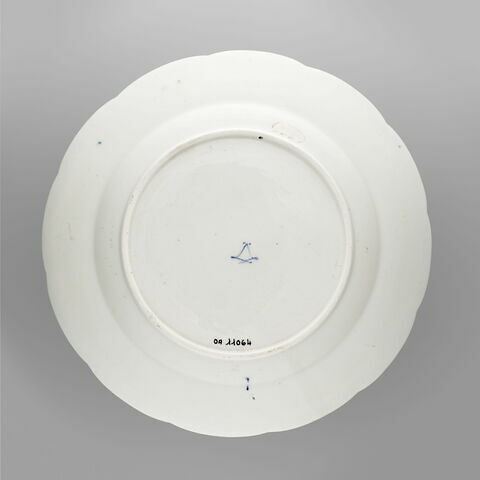 Assiette bleu lapis et décor de fleurs, image 3/6