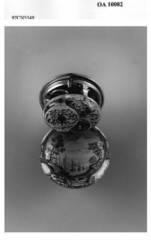 Montre ronde, image 11/11