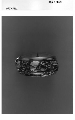 Montre ronde, image 8/11