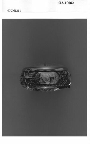 Montre ronde, image 9/11