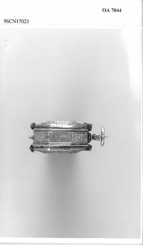 Montre octogonale, image 4/11