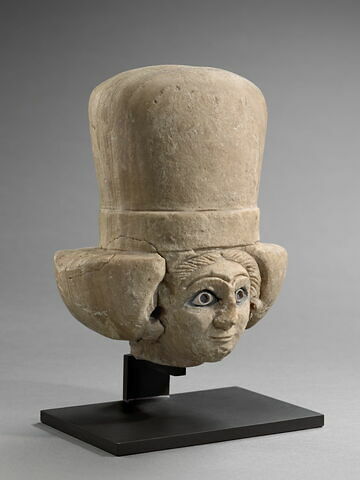 statue, image 2/20