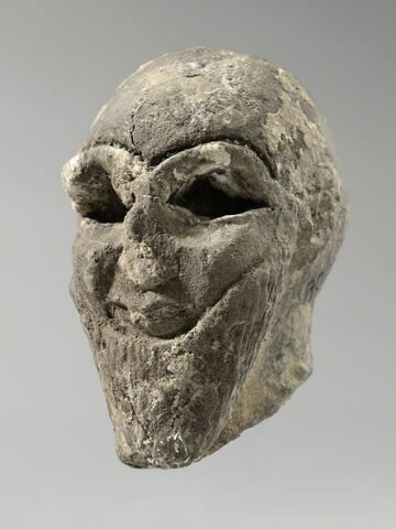 statue, image 12/18