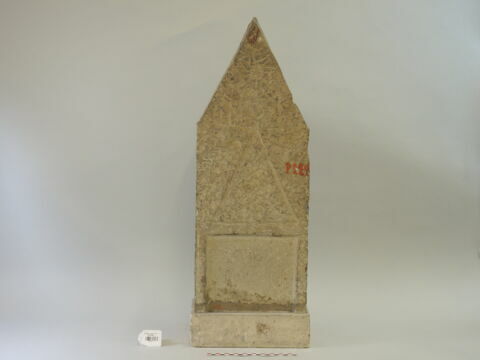 stèle, image 2/2