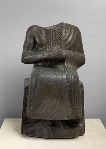 statue, image 1/8