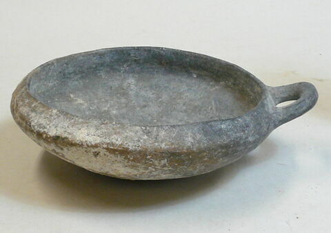 vase, image 3/3