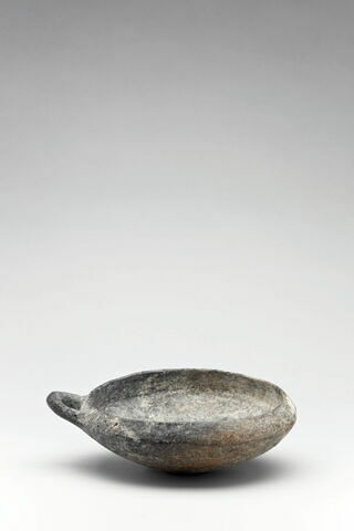 vase, image 2/3