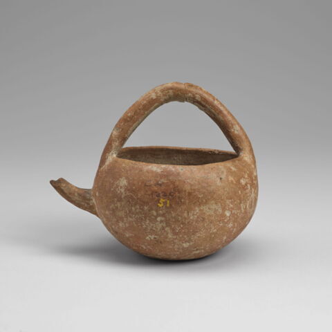 vase, image 2/4