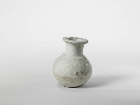 vase, image 3/4