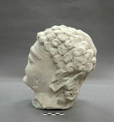 statue, image 6/8