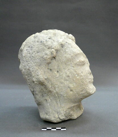 statue, image 7/8