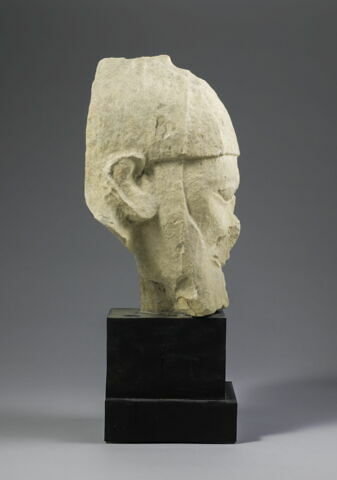 statue, image 6/7