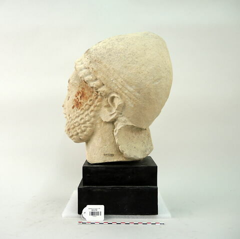 statue, image 2/3
