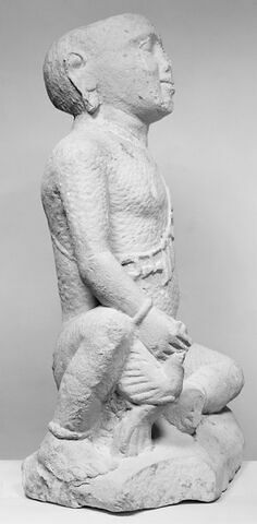 statue, image 8/10