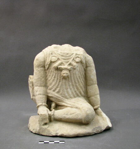 statue, image 7/10