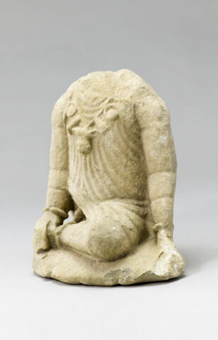 statue, image 3/10