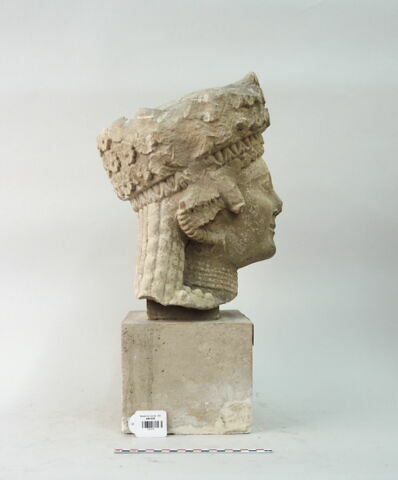 statue, image 4/4