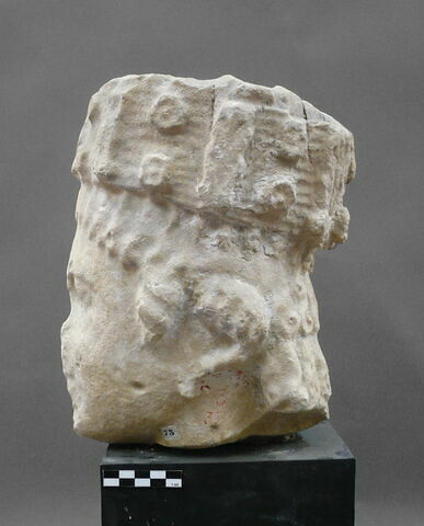 statue, image 4/6